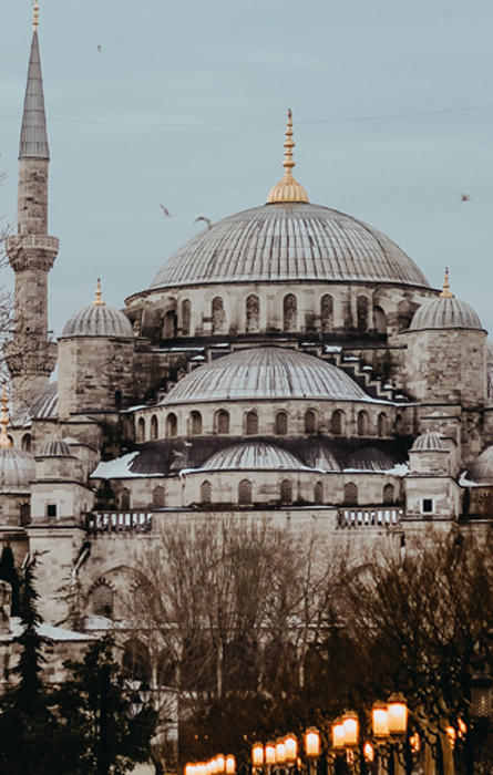 Majestic exterior of the Blue Mosque in Istanbul, Turkey, a stunning architectural masterpiece and renowned pilgrimage site for Muslims.